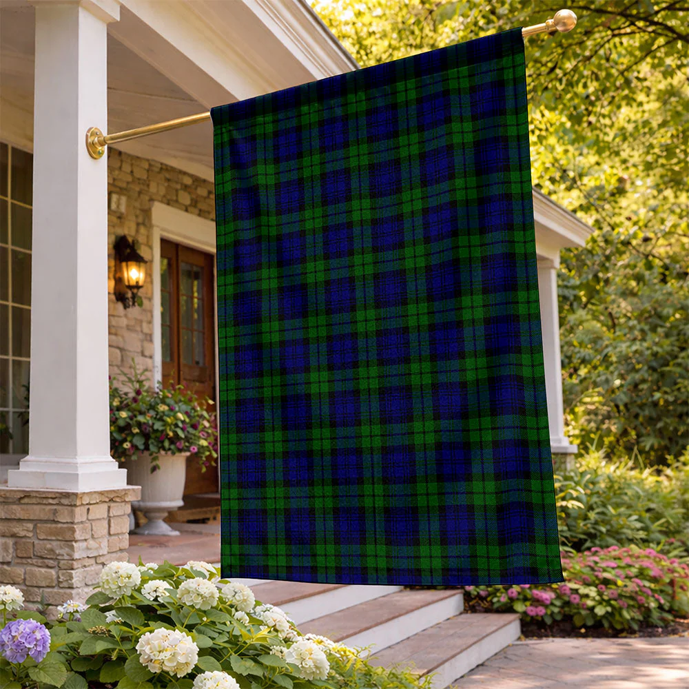 Scottish Campbell Modern Clan Badge Tartan Flag Parade Vertical Style - Image 2