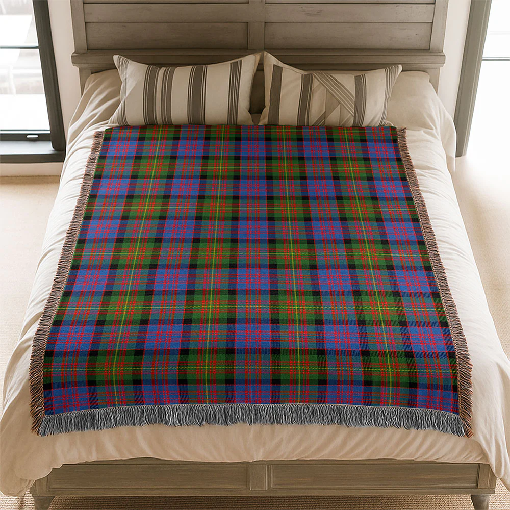 Scottish Carnegie Ancient Clan Badge Tartan Woven Blanket - Image 3