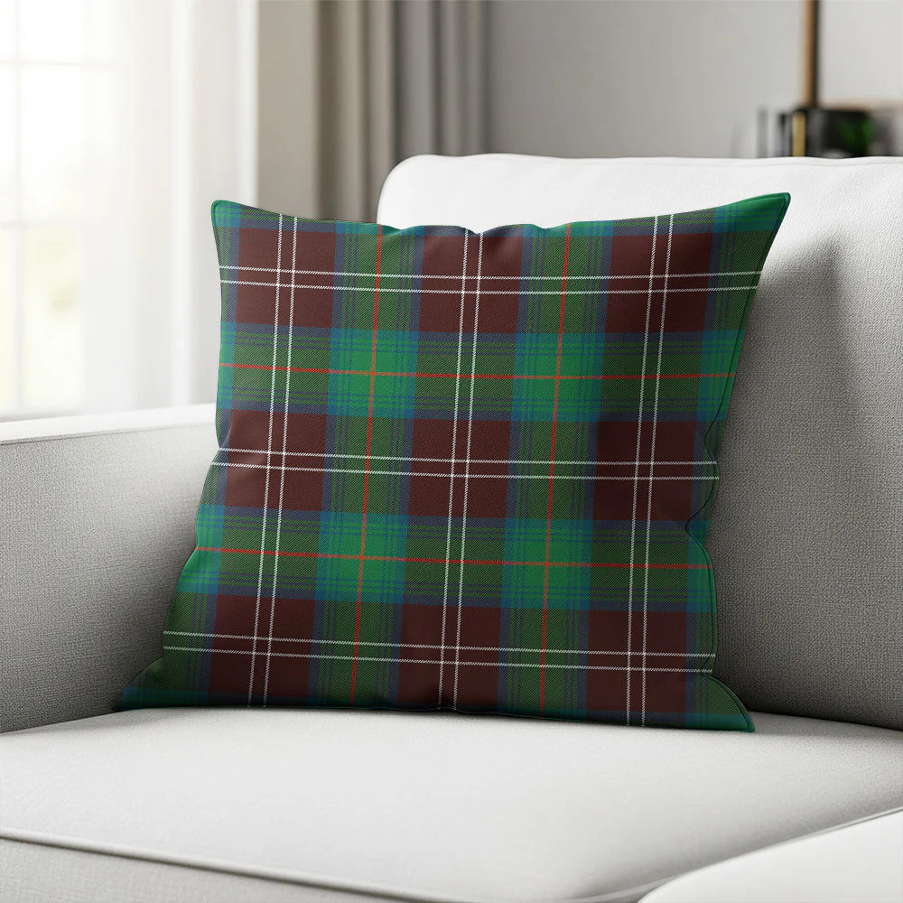 Scottish Chisholm Hunting Ancient Clan Badge Tartan Pillow Case