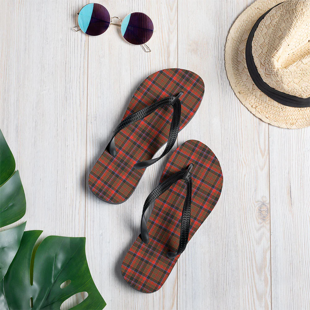 Scottish Cumming Hunting Weathered Clan Badge Tartan Flip Flops - Image 2