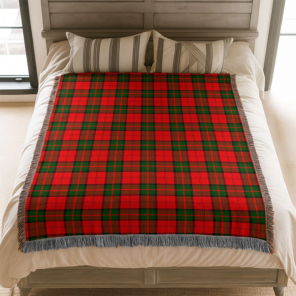 Scottish Dunbar Modern Clan Badge Tartan Woven Blanket - Image 3