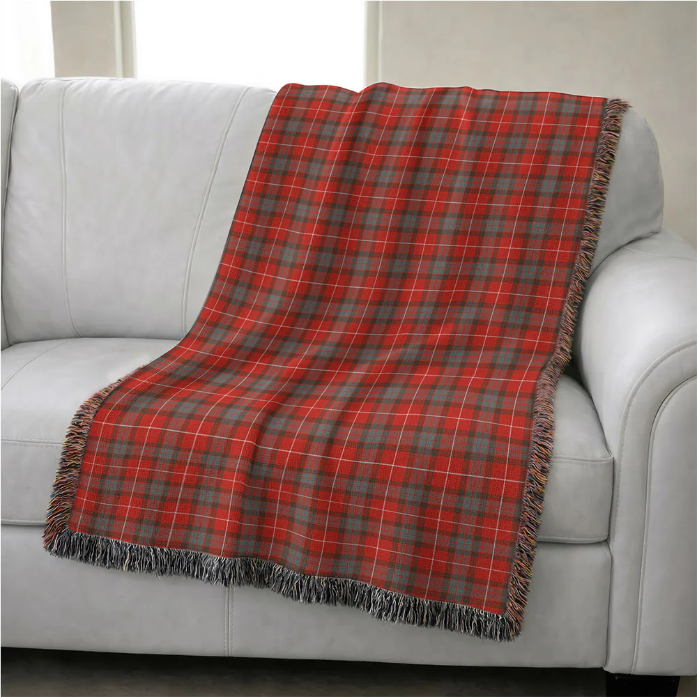 Scottish Fraser Weathered Clan Badge Tartan Woven Blanket - Image 4