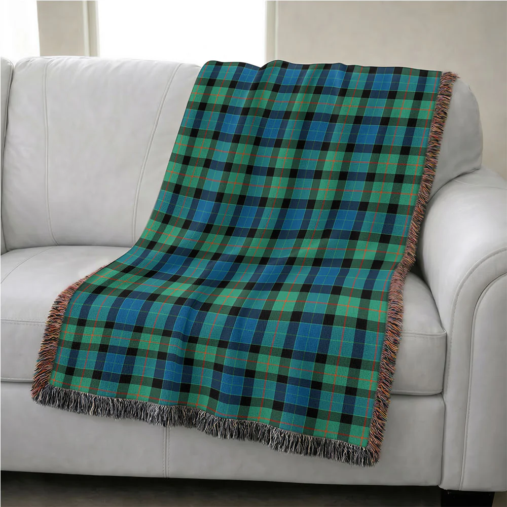 Scottish Gunn Ancient Clan Badge Tartan Woven Blanket - Image 4