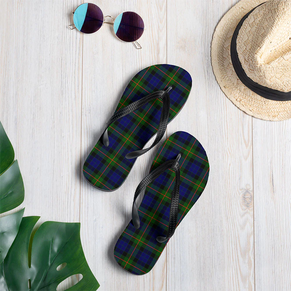 Scottish Gunn Modern Clan Badge Tartan Flip Flops - Image 2