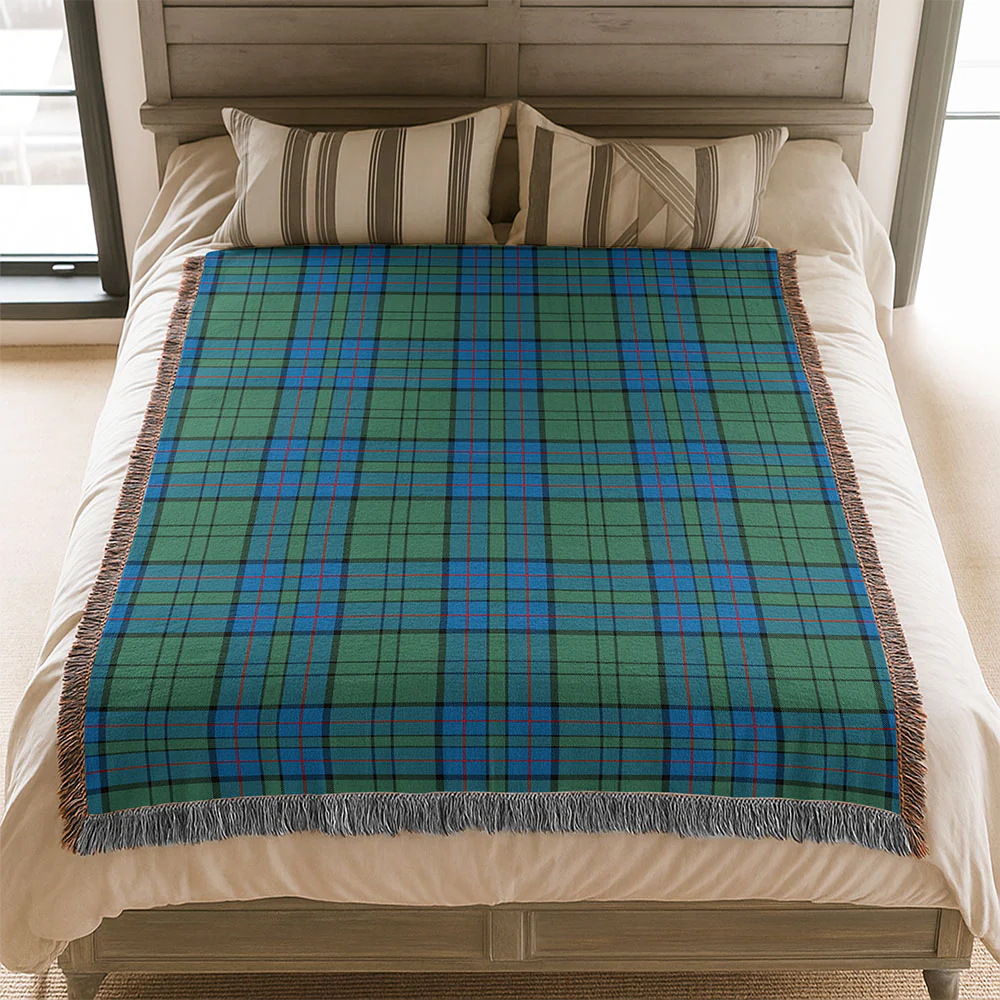 Scottish Lockhart Clan Badge Tartan Woven Blanket - Image 3