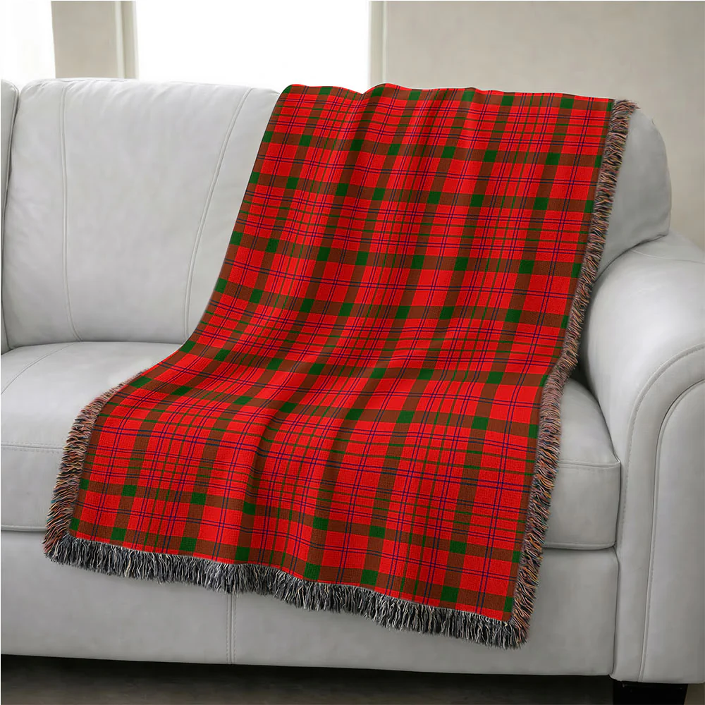Scottish MacDonnell of Keppoch Modern Clan Badge Tartan Woven Blanket - Image 4