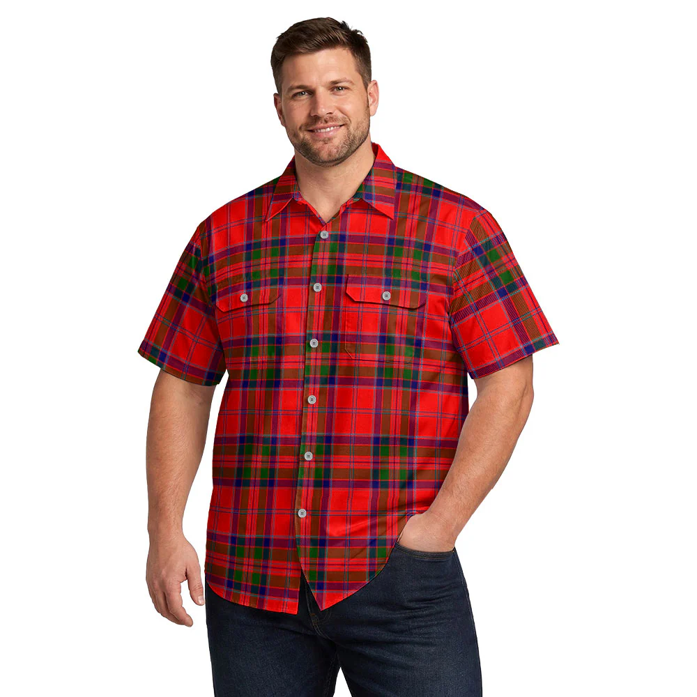 Scottish MacGillivray Modern Clan Badge Tartan Short Sleeve Work Shirt - Image 4