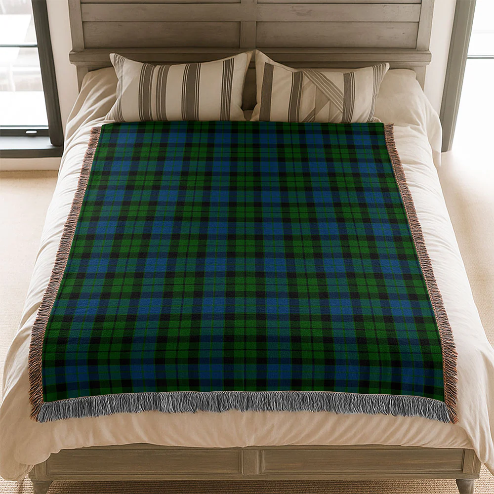 Scottish MacKay Modern Clan Badge Tartan Woven Blanket - Image 3