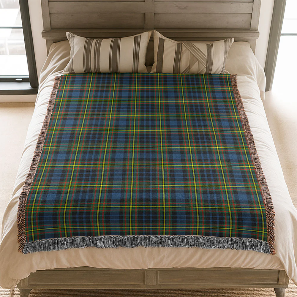 Scottish MacLellan Ancient Clan Badge Tartan Woven Blanket - Image 3