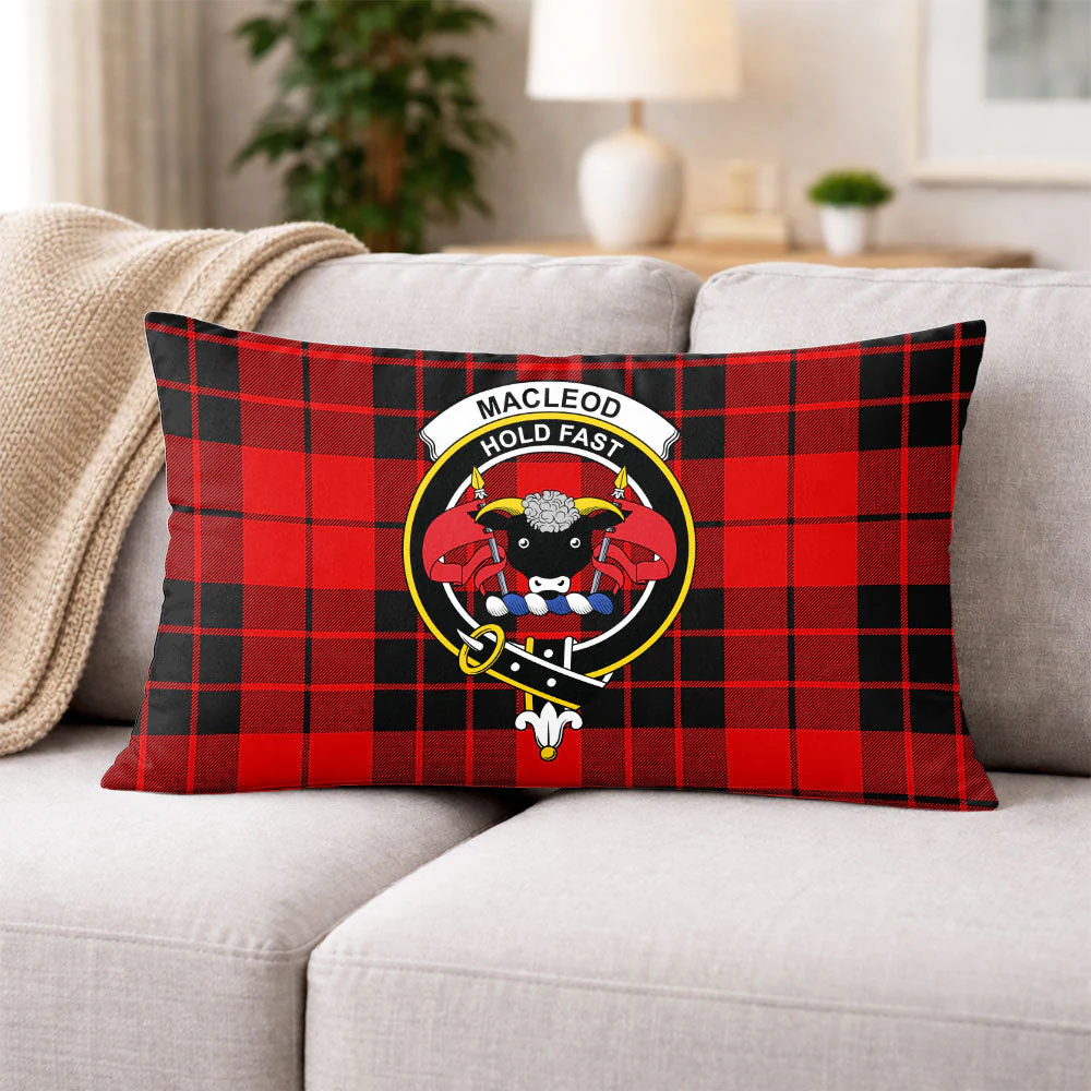 Scottish MacLeod of Raasay Clan Badge Tartan Pillow Case - Image 3