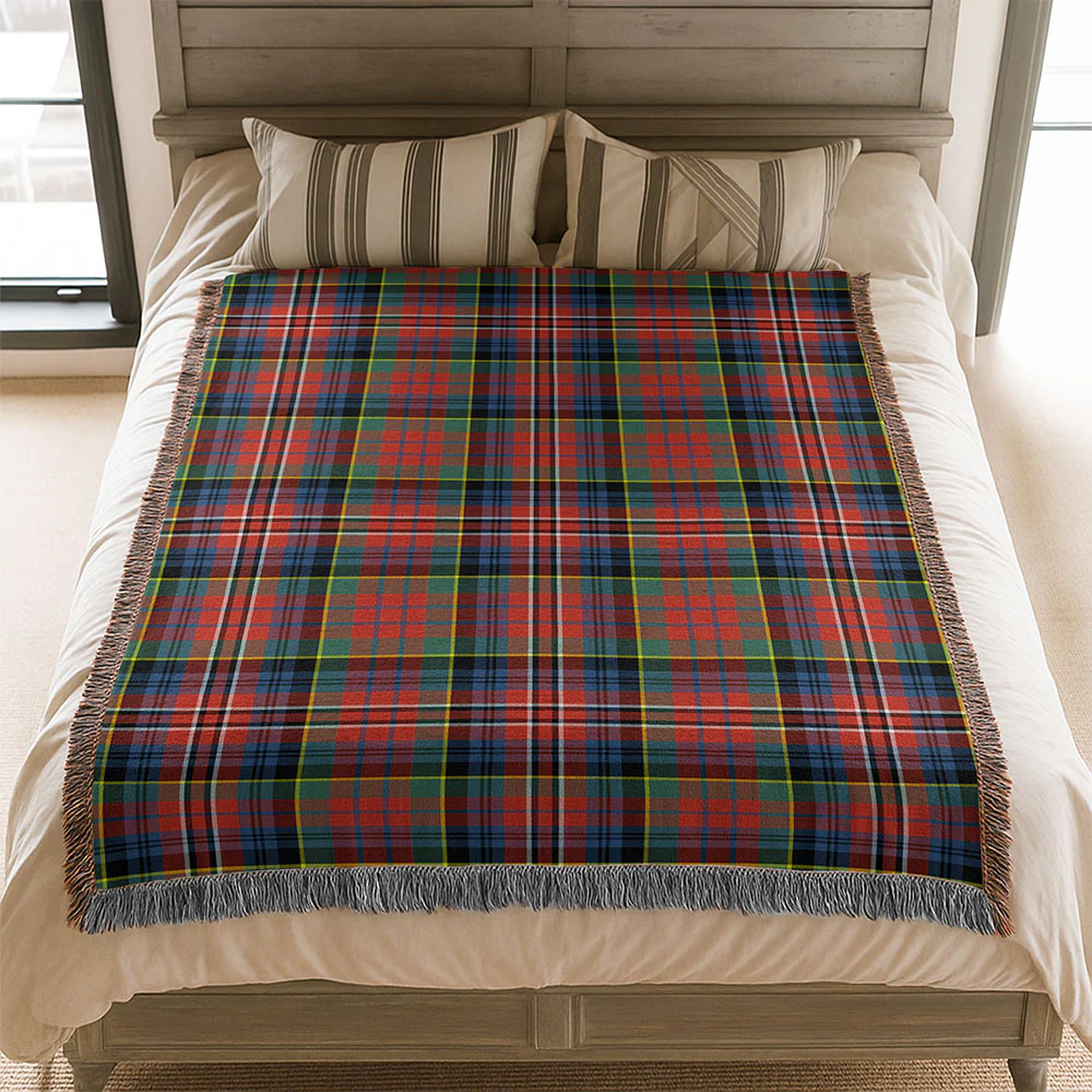 Scottish MacPherson Ancient Clan Badge Tartan Woven Blanket - Image 3
