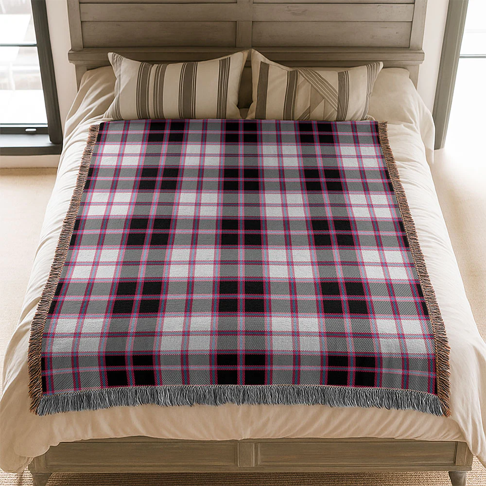 Scottish MacPherson Hunting Modern Clan Badge Tartan Woven Blanket - Image 3