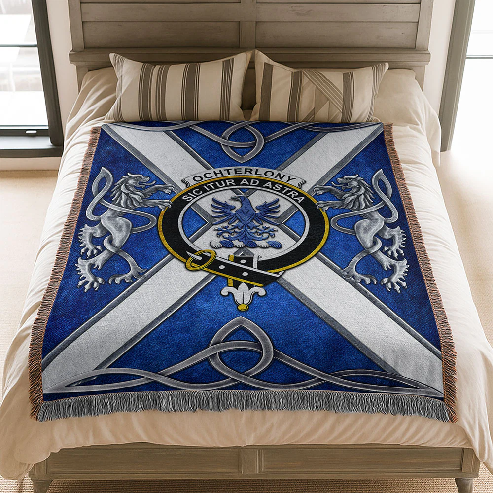 Scottish Ochterlony Clan Badge Woven Blanket Silver Rampant Lion Emblem - Image 2