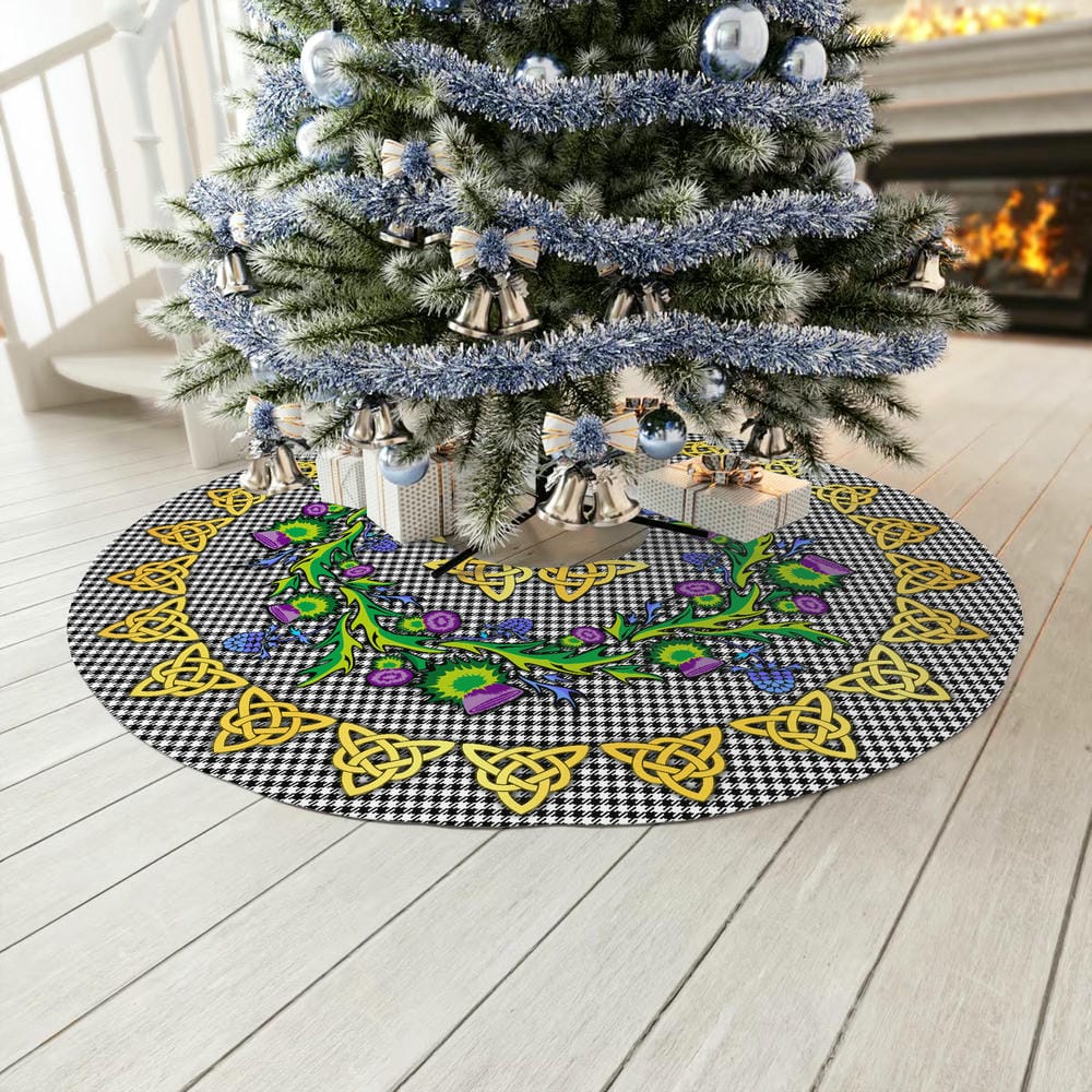 Scottish Shepherd Tartan Thistle Celtic Knot Christmas Tree Skirt - Image 3