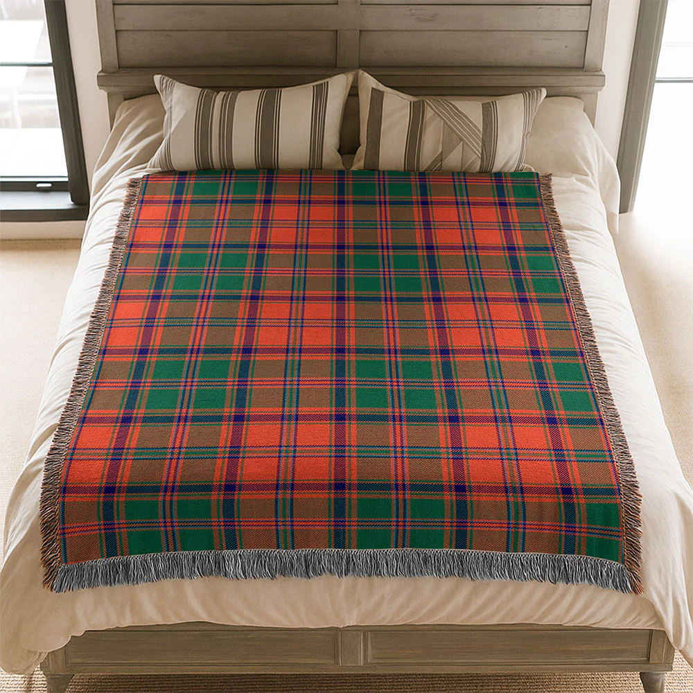 Scottish Stewart of Appin Ancient Clan Badge Tartan Woven Blanket - Image 3