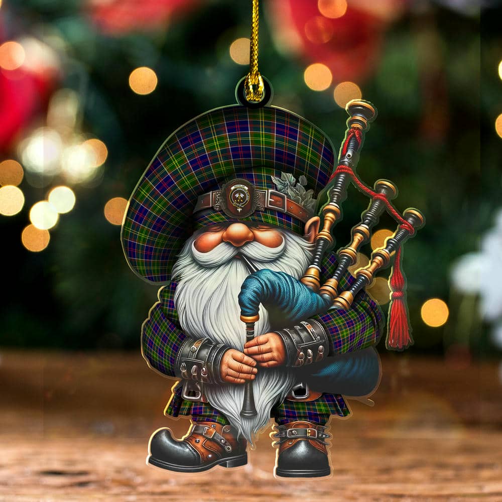Scottish Whitelaw Clan Badge Tartan Bagpiper Gnome Ornament